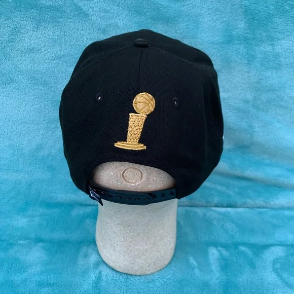 New Era NBA Men's Denver Nuggets 2023 NBA Finals Champions 9FIFTY Snapback Hat - Picture 2 of 10